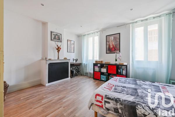 Maison à vendre 5 pièces 135 m² Cuges-les-Pins