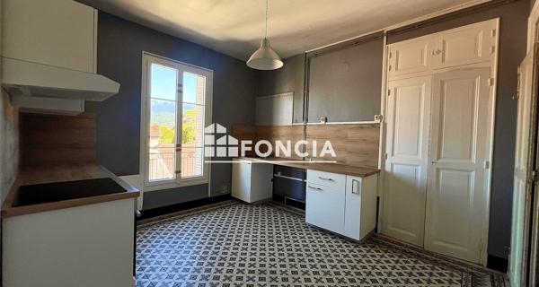 Location Appartement 2 pièces 56 m² - Grenoble 38100