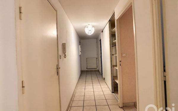 Appartement à louer    3 pièces •  Terrasson-Lavilledieu