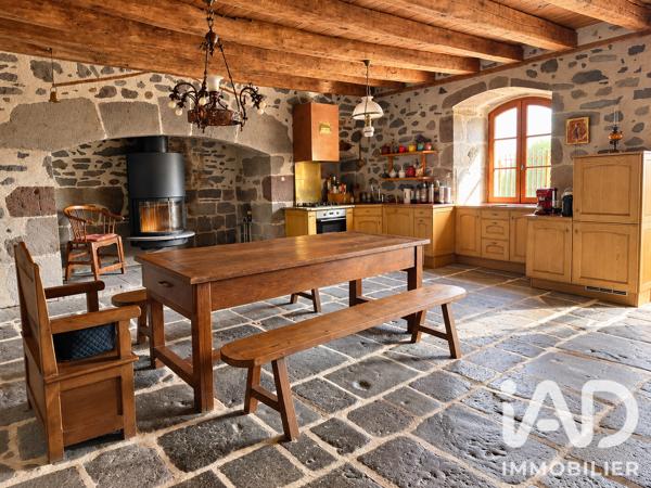 Maison à vendre 4 pièces 180 m² Besse