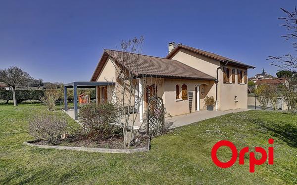 Maison à vendre    4 pièces •  Ruy