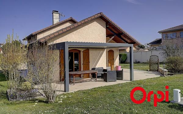 Maison à vendre    4 pièces •  Ruy