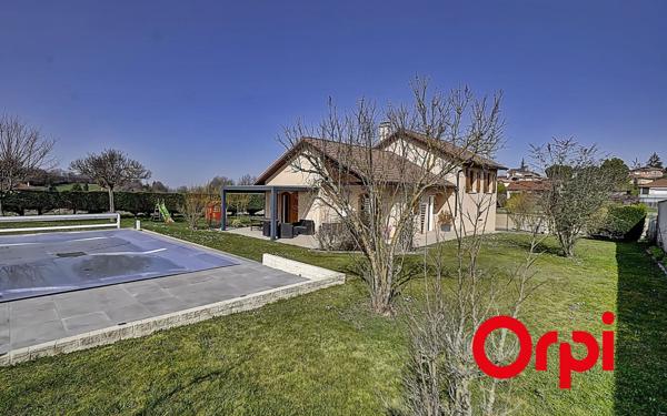 Maison à vendre    4 pièces •  Ruy