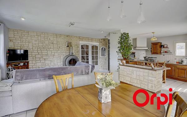 Maison à vendre    4 pièces •  Ruy