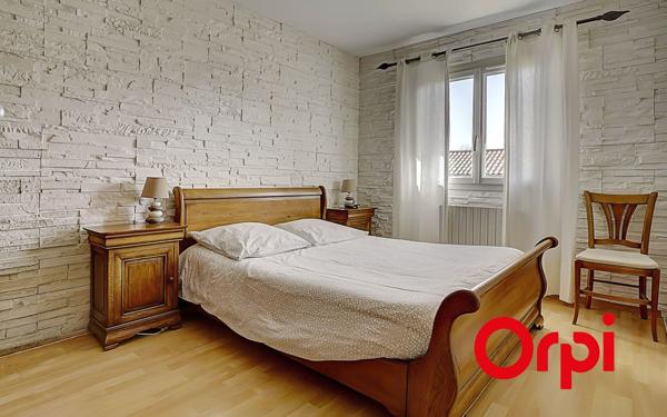 Maison à vendre    4 pièces •  Ruy