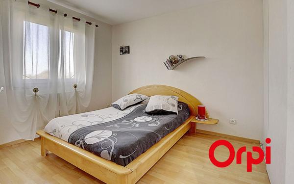 Maison à vendre    4 pièces •  Ruy