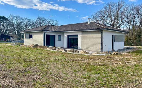 Maison à vendre    4 pièces •  Saubion