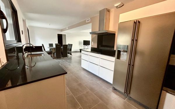 Maison à vendre    4 pièces •  Saubion