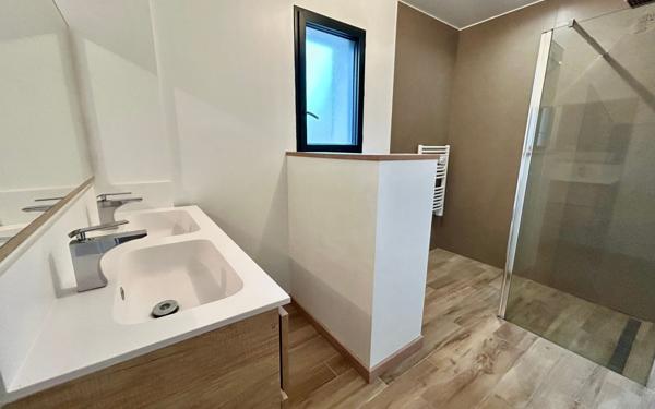 Maison à vendre    4 pièces •  Saubion