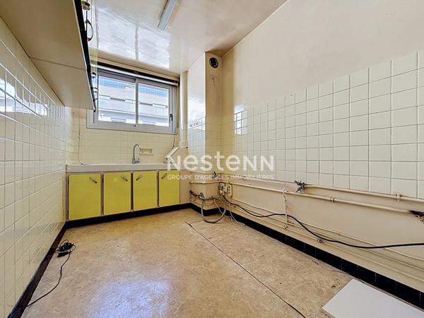 ISSY LES MOULINEAUX - CENTRE VILLE - Appartement 3 pièces de 60 m2 traversant