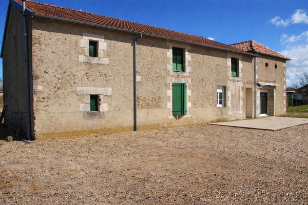 Maison à vendre à Saulgé (86500) - Vienne