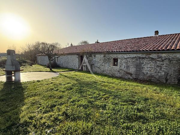 Maison meublée sur la commune de Montpellier De Medillan