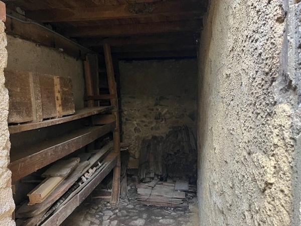 Maison à rénover située au coeur de Vayres Vayres