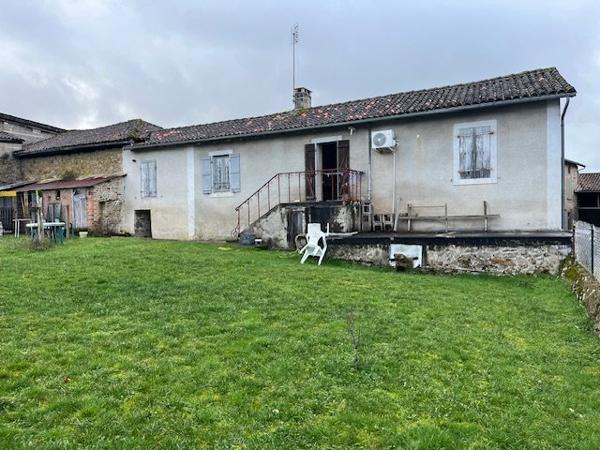 Maison à rénover située au coeur de Vayres Vayres