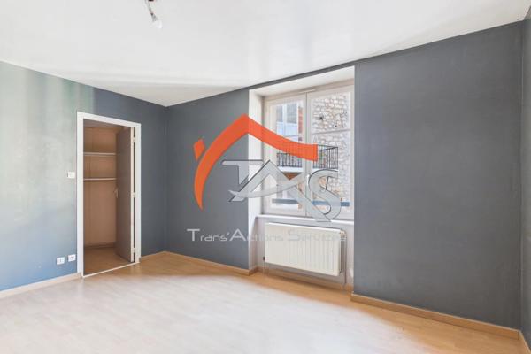 Vente Maison 4 pièces 109 m2 à Saint-Chamond