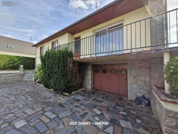 Maison à vendre à Saint-Hilaire-du-Harcouët dans la Manche (50600), ref : 8431