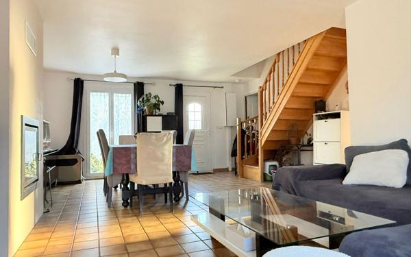 Maison à vendre    5 pièces • 104 m2 Jouy-le-Châtel