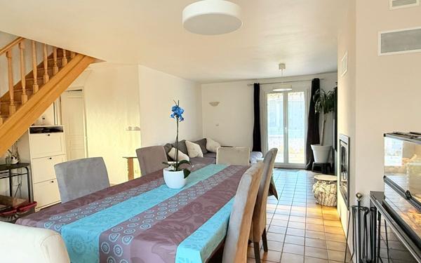 Maison à vendre    5 pièces • 104 m2 Jouy-le-Châtel