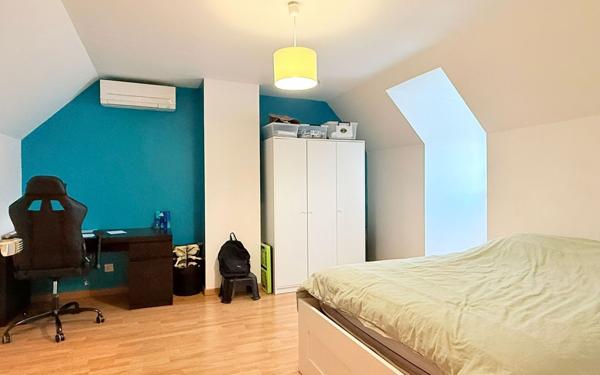 Maison à vendre    5 pièces • 104 m2 Jouy-le-Châtel