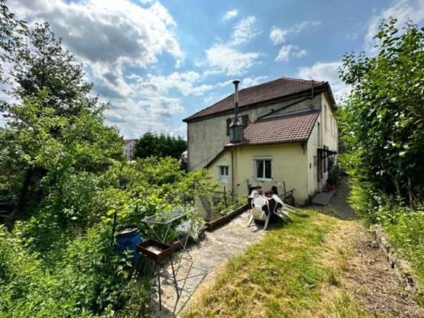 Grand appartement à rénover au Thillot .
