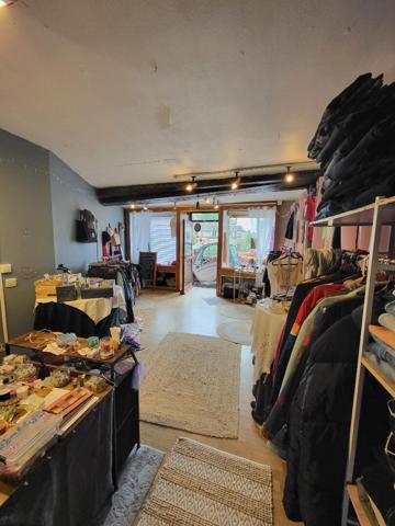 Location local commercial Nevers - 25 m² - 305 €/mois