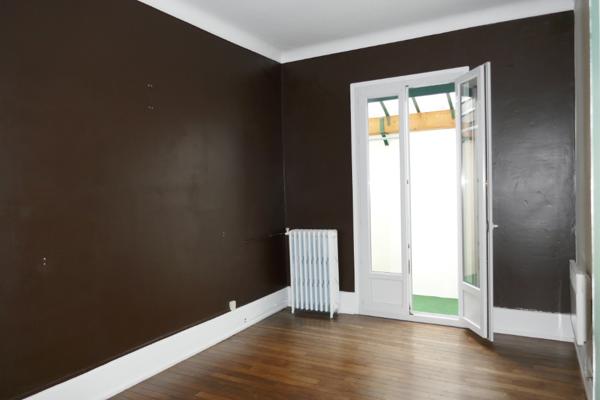 Appartement F6 de caractère avec beaux volumes - Centre Vill Bar-le-duc Appartement F6 de caractère avec beaux volumes - Centre Vill Bar-le-duc