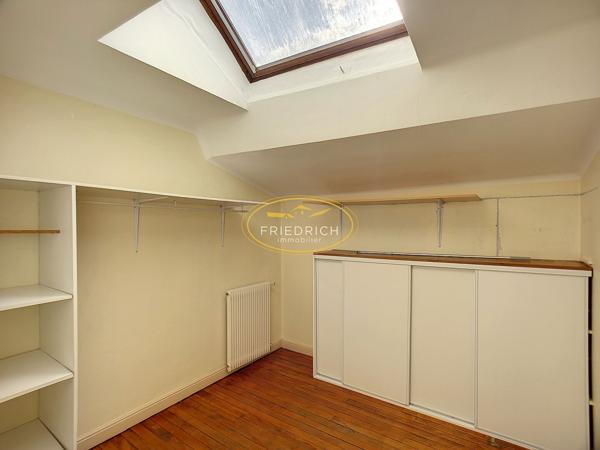 Appartement F6 de caractère avec beaux volumes - Centre Vill Bar-le-duc Appartement F6 de caractère avec beaux volumes - Centre Vill Bar-le-duc