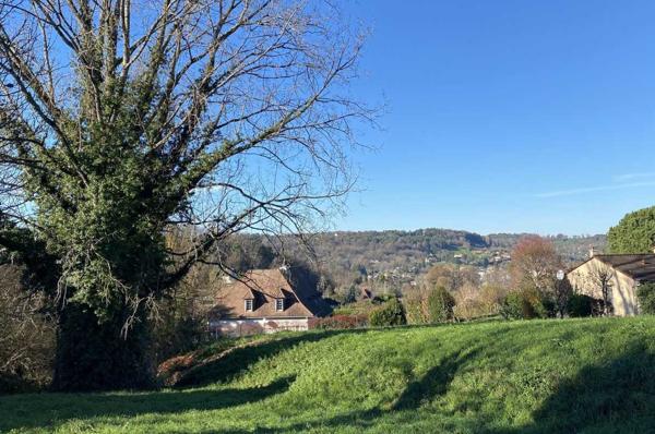 Terrain constructible - Sarlat-la-caneda Terrain Constructible avec vue dégagée sur Sarlat la Canéda
