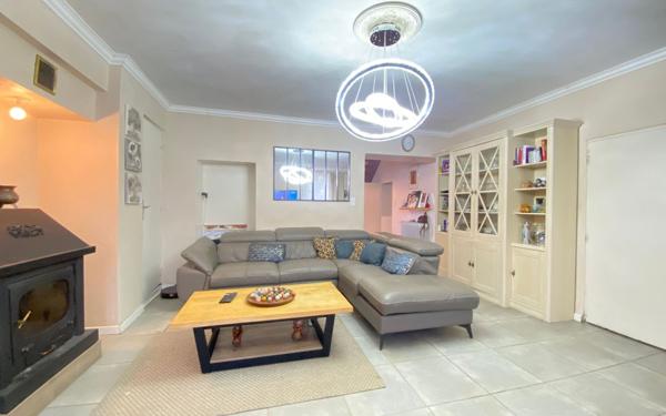 Maison à vendre    6 pièces •  Caussade