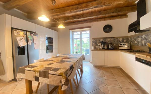 Maison à vendre    6 pièces •  Caussade