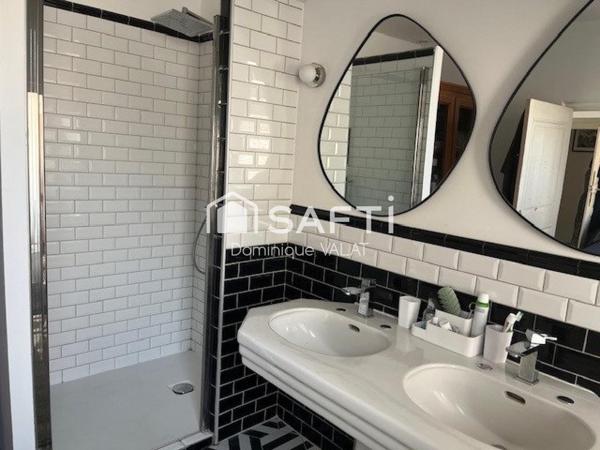 L'élégance d'un ancien hôtel particulier aménagé au confort actuel