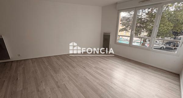 Location Appartement 2 pièces 43.72 m² - Vigneux-sur-seine 91270
