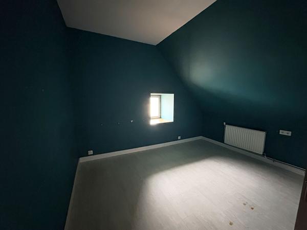 Maison à 9KM de AUNEAU (28700) 5 pièce(s) 185 m2