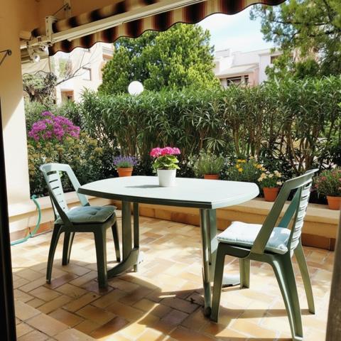 Appartement T3 avec terrasse et parking - Raspail
