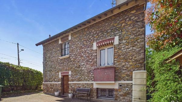 MAISON MEULIÈRE 5 PIÈCES 115 m² À ATHIS-MONS, SECTEUR CALME PROCHE TRAMWAY