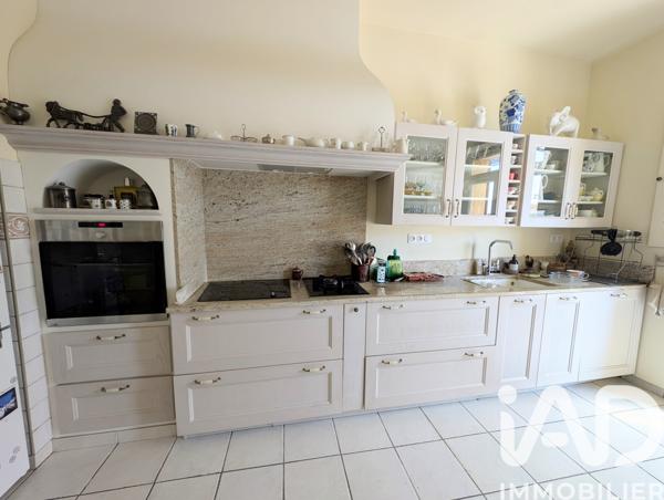 Maison à vendre 5 pièces 173 m² Vacqueyras