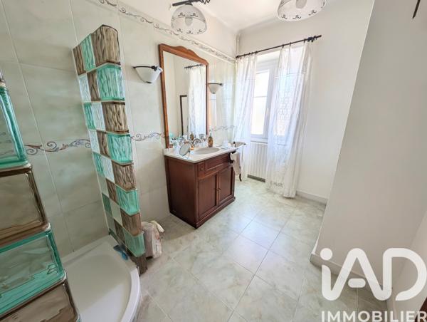 Maison à vendre 5 pièces 173 m² Vacqueyras