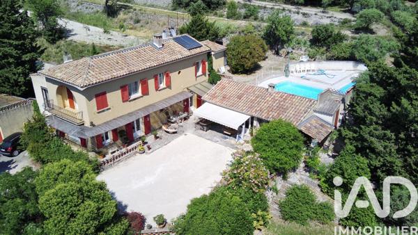 Maison à vendre 5 pièces 173 m² Vacqueyras