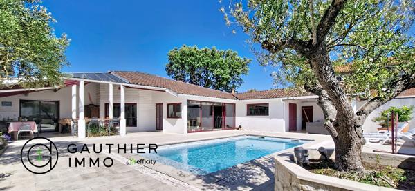 Maison
         5 pièces
        - 204 m²