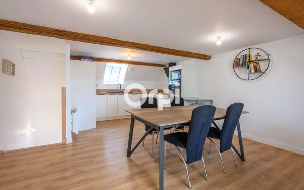 Appartement à vendre    4 pièces • 80 m2 Saint-Amand-les-Eaux