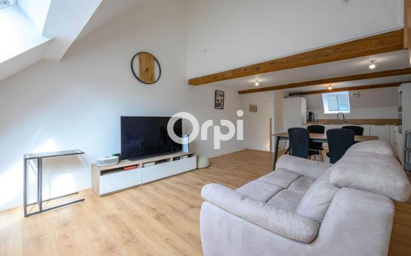 Appartement à vendre    4 pièces • 80 m2 Saint-Amand-les-Eaux