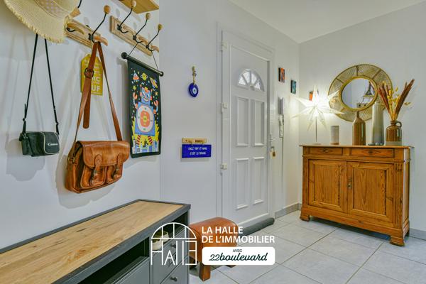 Maison
         6 pièces
        - 160 m² 296 400 € *