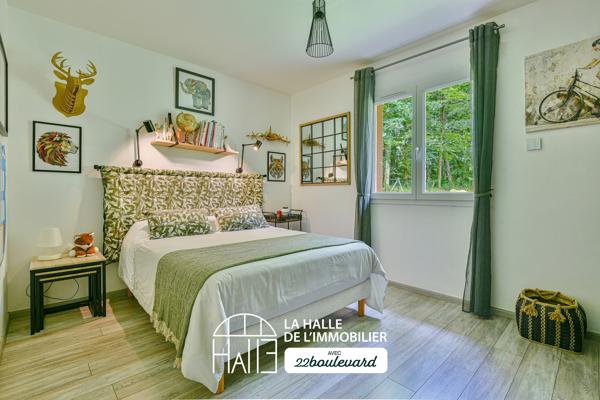 Maison
         6 pièces
        - 160 m² 296 400 € *