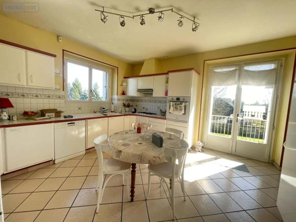 Maison à vendre à Saint-Hilaire-Saint-Florent dans le Maine-et-Loire (49400), ref : 49075-811