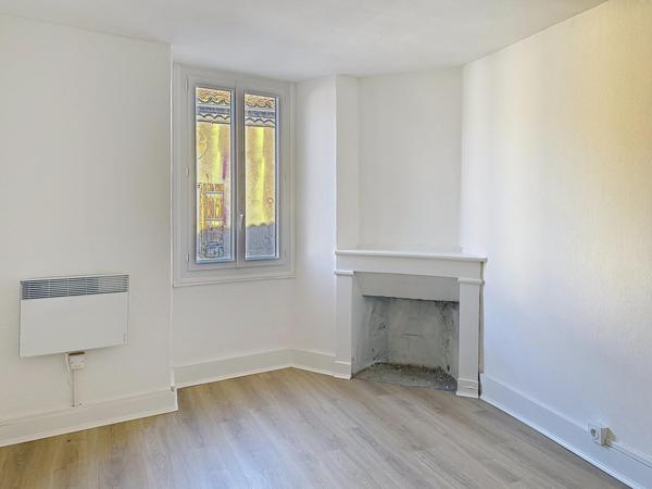 T3 centre ville - refait à neuf -