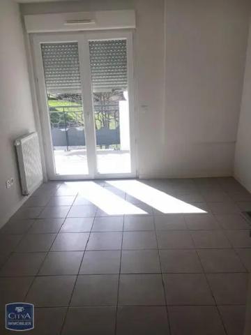Appartement à louer 2 pièces 54.1m² Pau (64000)