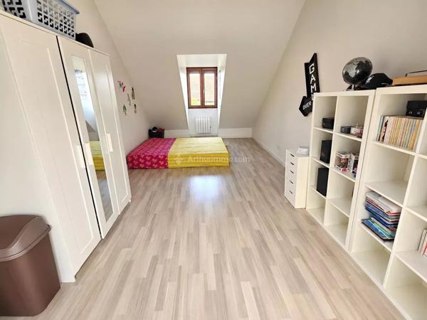 Vente                                                      Maison
                        
                     7 pièces                      194 m2                     à Bailly-Romainvilliers
