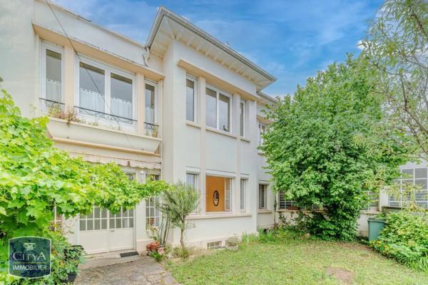 Maison à vendre 7 pièces 196.12m² Roanne (42300)