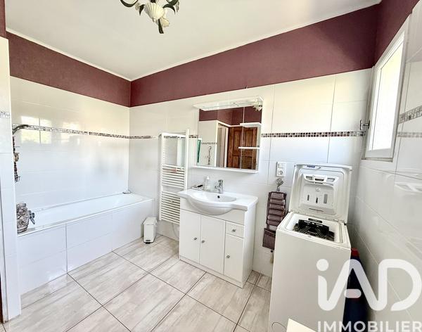 Maison à vendre 8 pièces 238 m² Allauch
