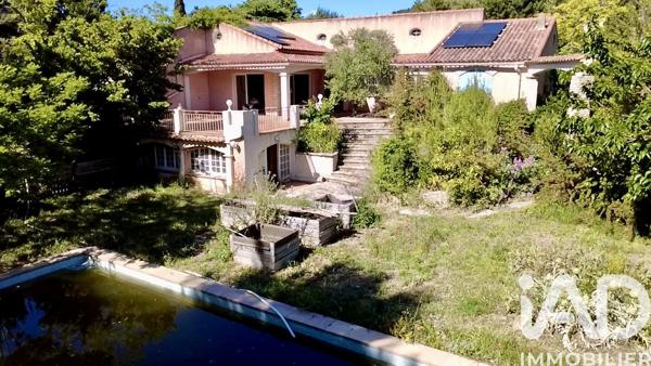 Maison à vendre 4 pièces 265 m² Cassis